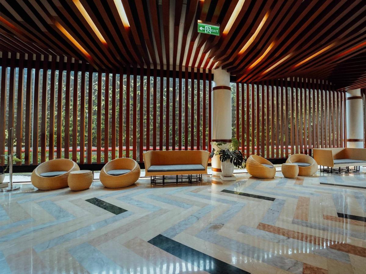 Rayz Umm Hotel Malang Luaran gambar