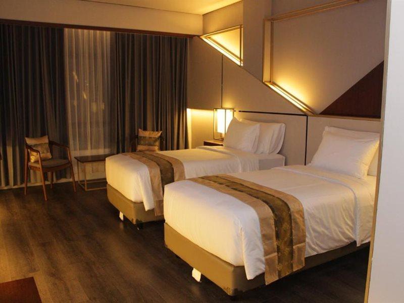 Rayz Umm Hotel Malang Luaran gambar